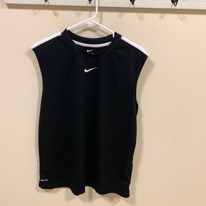 Men’s Nike dri-fit sleeveless shirt